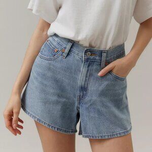NWT Levi’s® ‘80s Denim Mom Short